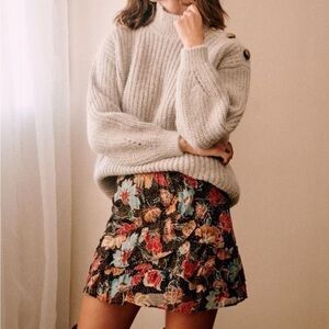 The Carolina Skirt in Honey flowers print from Sézane